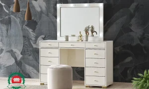 Lady Commode