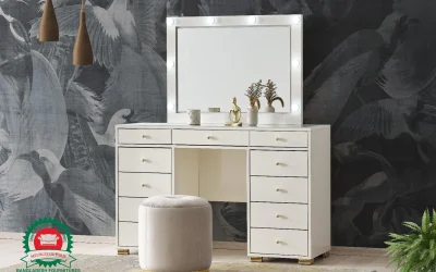 Lady Commode